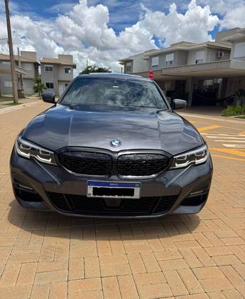 BMW 320i 2.0 16V TURBO FLEX M SPORT AUTOMÁTICO BMW 320i 2.0 16V TURBO FLEX M SPORT AUTOMÁTICO